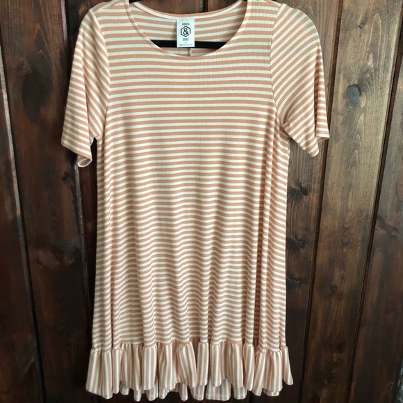 Agnes & Dora Sparkle Ruffle Tunic Sz Small NWT - Picture 4 of 7